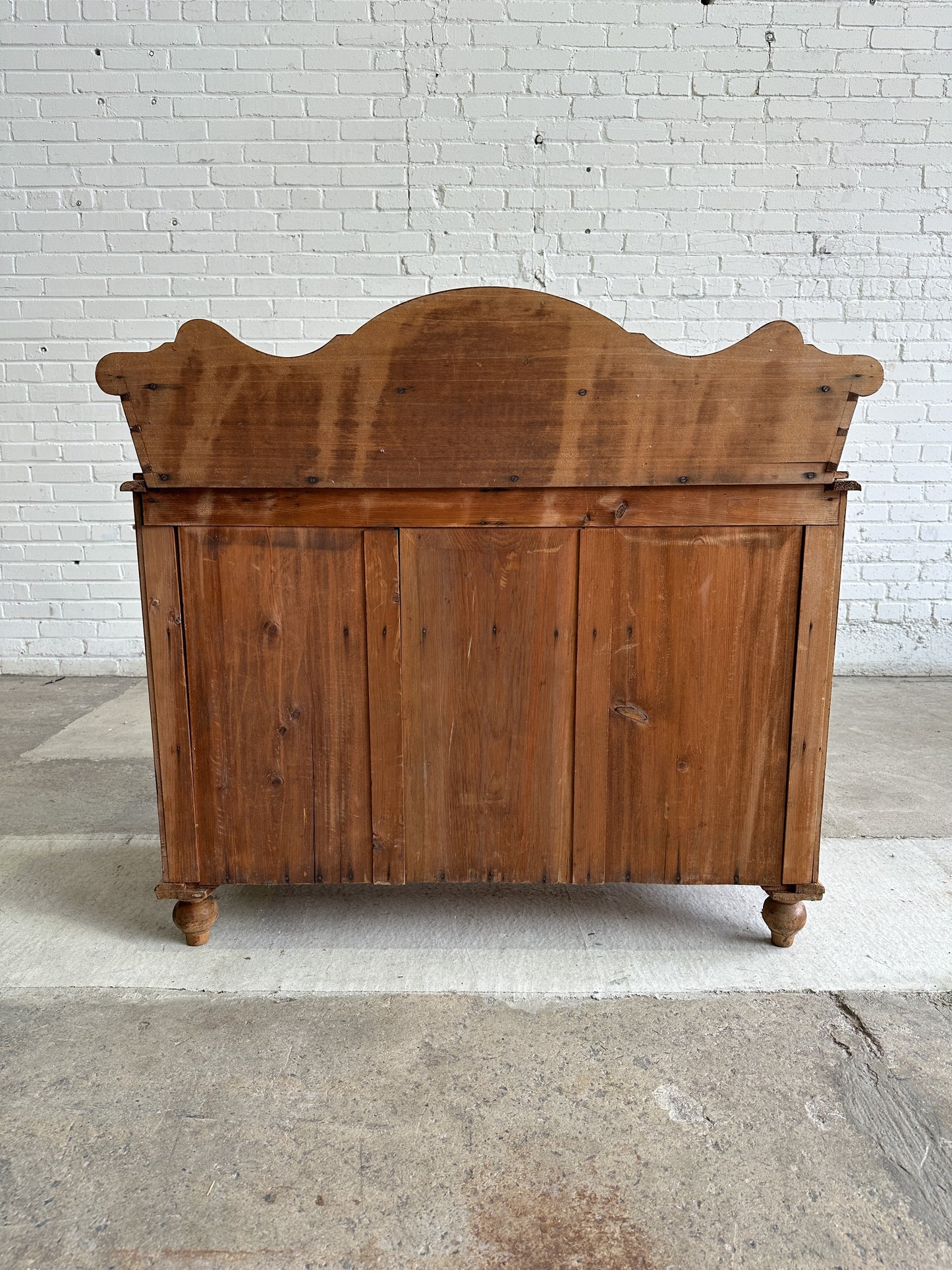 Antique Pine English Chest of Drawers with Flared Upstand c. 1870