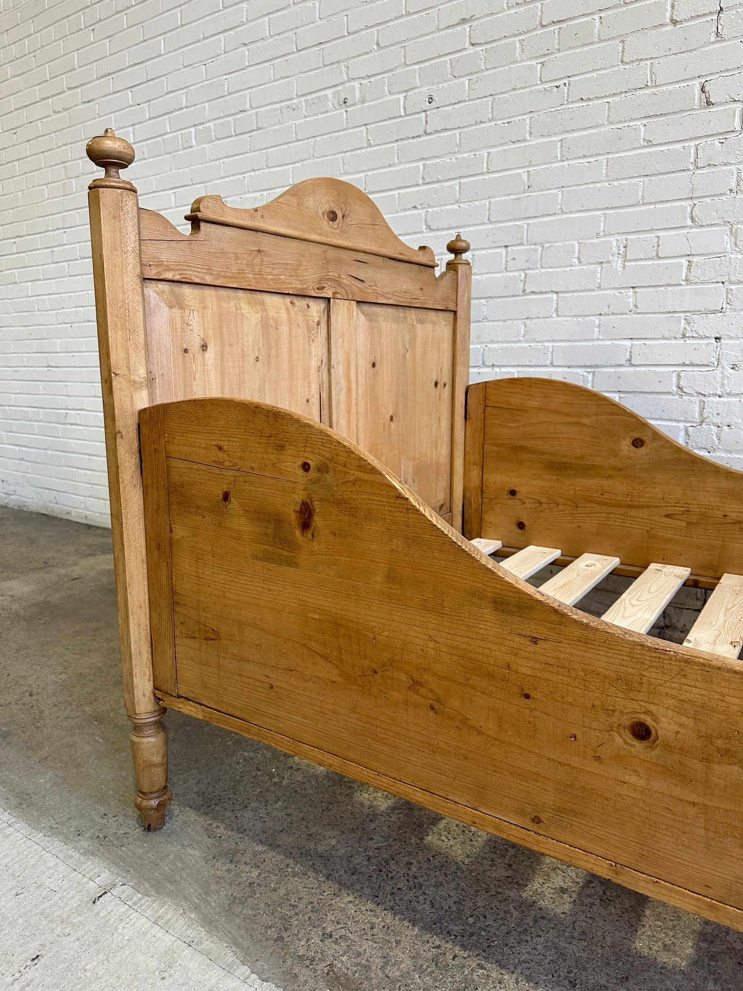 Wide Antique Pine Sleigh Bed c. 1890