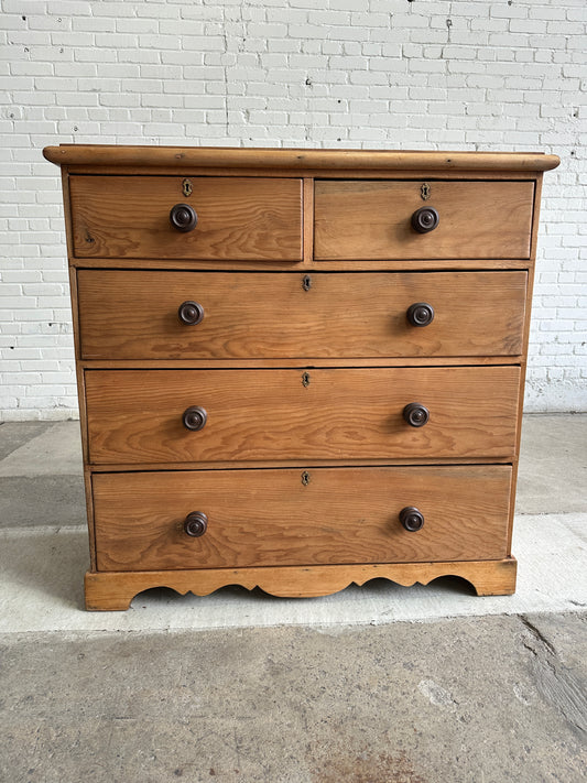 Antique Pine English Chest of Drawers with Scalloped Skirt, c. 1880