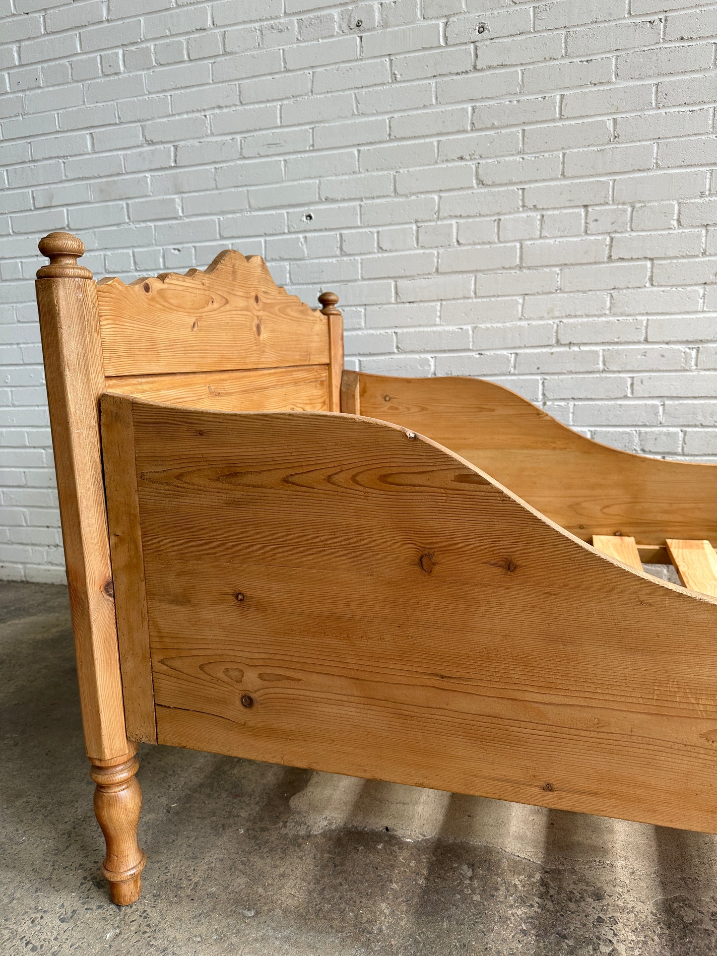 Antique Pine Sleigh Bed with Scalloping c. 1880