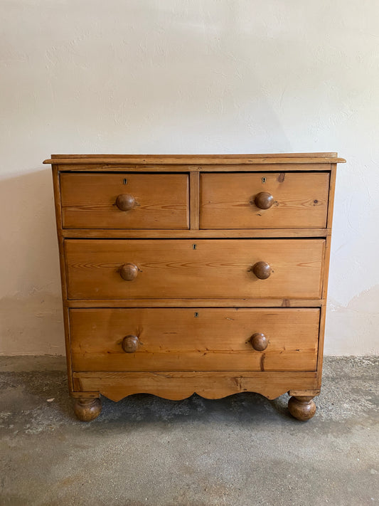 Antique Pine English Chest of Drawers with Wavy Skirt c. 1880