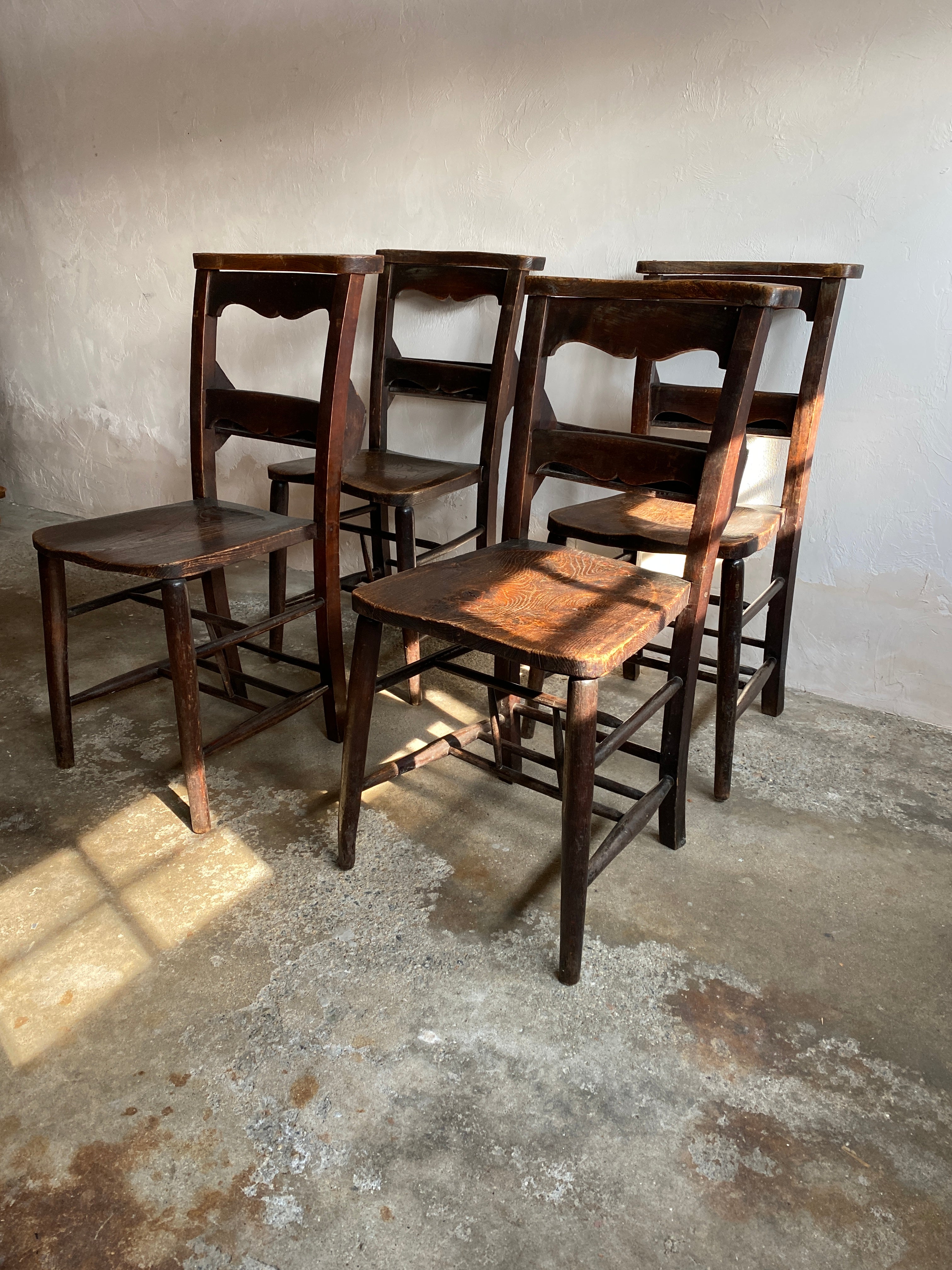 Antique best sale chapel chairs