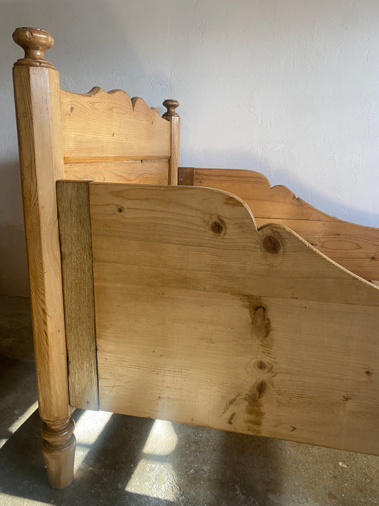 Small Antique Pine Sleigh Bed c. 1900