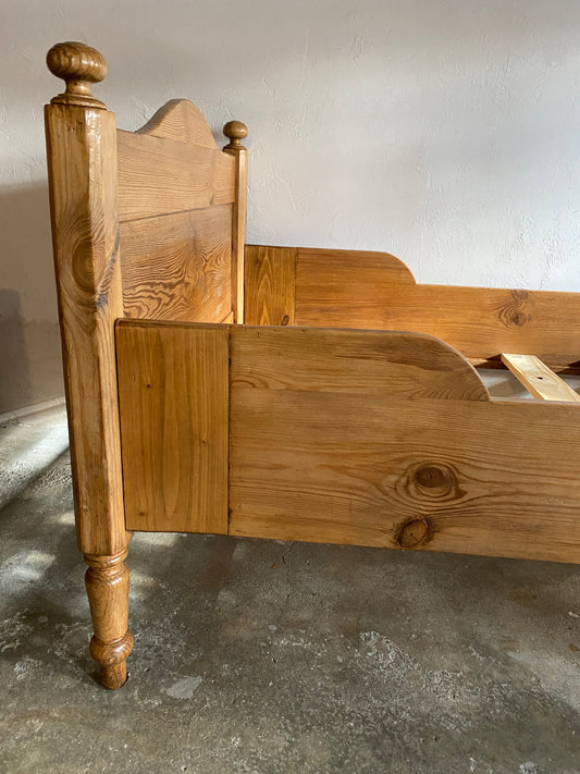 Long Antique Pine Sleigh Bed c.1910