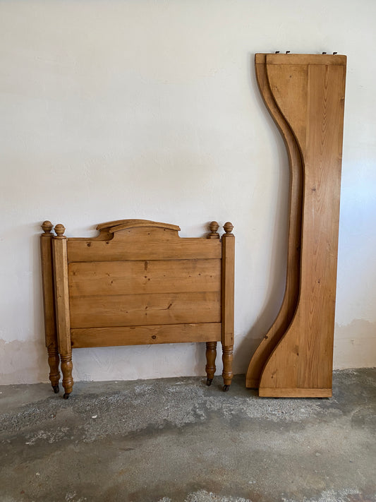 Antique Pine Sleigh Bed with Castors, c. 1910