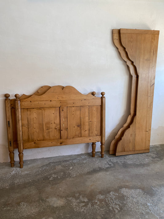 Extra Wide Antique Pine Sleigh Bed c. 1890