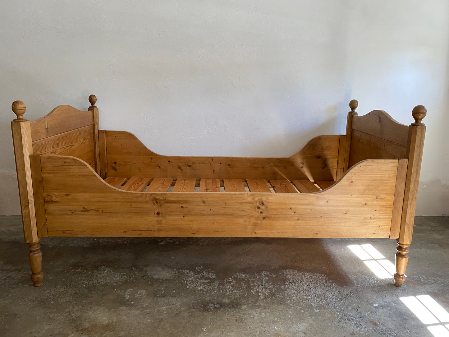 Classic Antique Pine Sleigh Bed